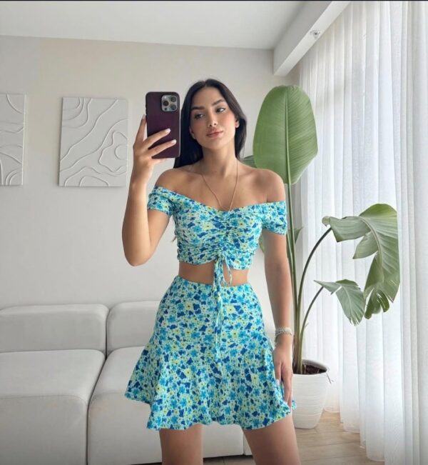Crop Ve Etekli Takım