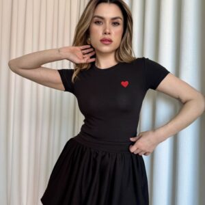 Kalp Nakışlı Crop