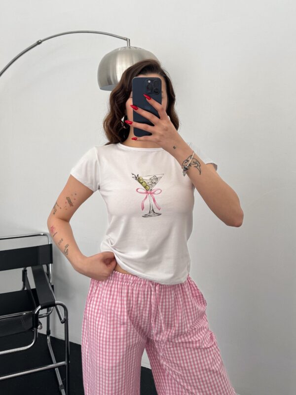 Kokteyl Baskılı Basic Beyaz Crop Tişört