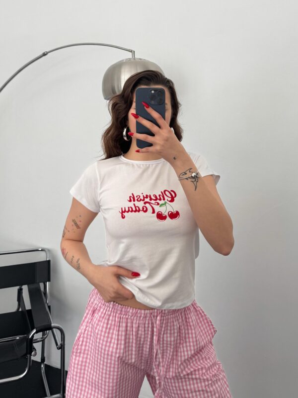 Kiraz Baskılı Basic Beyaz Crop Tişört