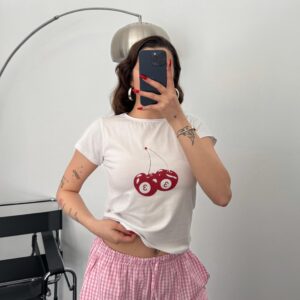 Kiraz Baskılı Basic Beyaz Crop Tişört