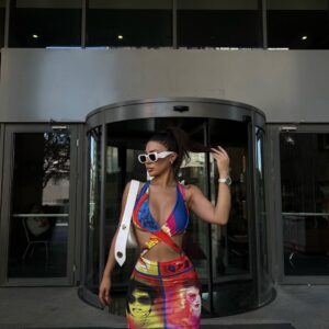 Baskılı Göğüs Dekolteli Elbise